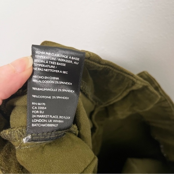 BDG Dark Green Mini Skirt. Size S-P - Picture 4 of 7